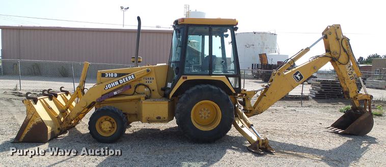 image for item DD5843 1996 John Deere 310D backhoe