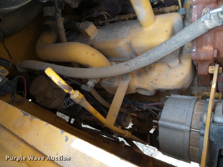 image for item DD5843 1996 John Deere 310D backhoe