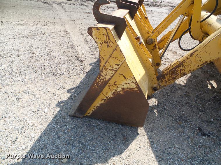 image for item DD5843 1996 John Deere 310D backhoe