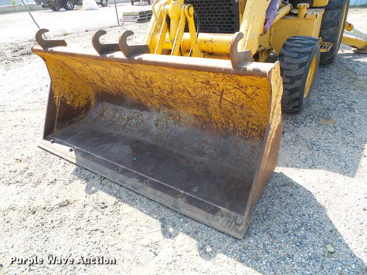 image for item DD5843 1996 John Deere 310D backhoe