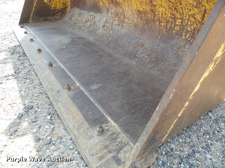 image for item DD5843 1996 John Deere 310D backhoe