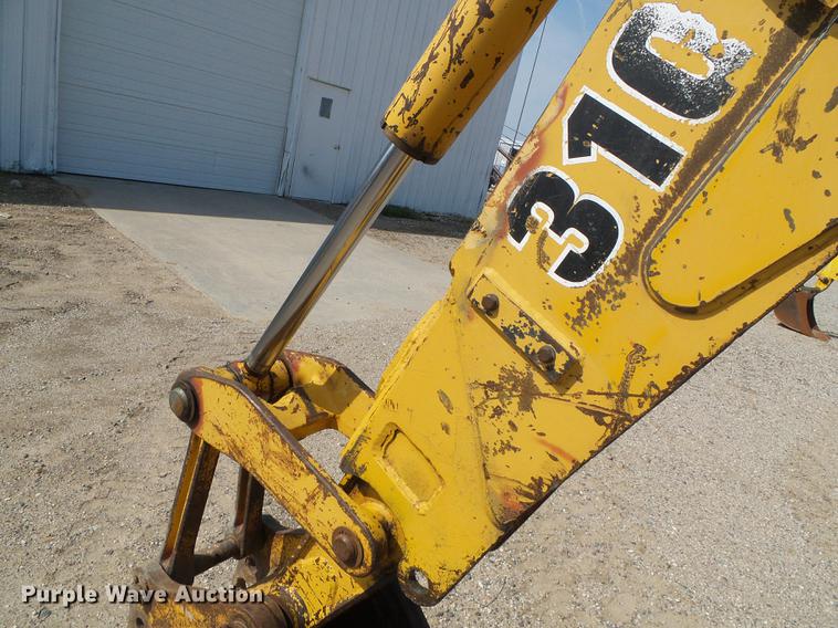 image for item DD5843 1996 John Deere 310D backhoe