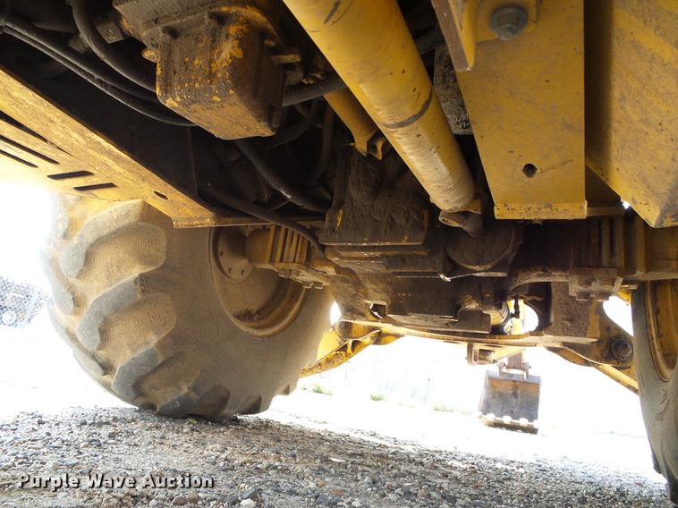 image for item DD5843 1996 John Deere 310D backhoe