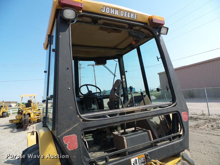 image for item DD5843 1996 John Deere 310D backhoe