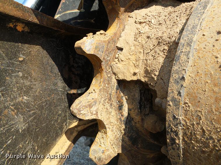 image for item DD5844 2015 Toro RT1200 trencher