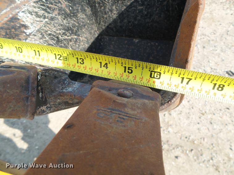 image for item DD5845 2007 Vermeer RT650 trencher