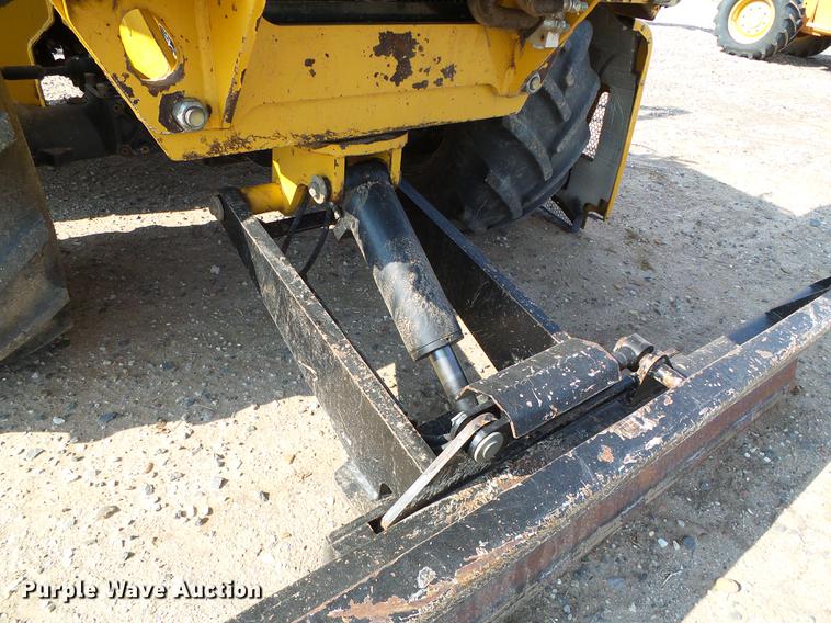 image for item DD5845 2007 Vermeer RT650 trencher