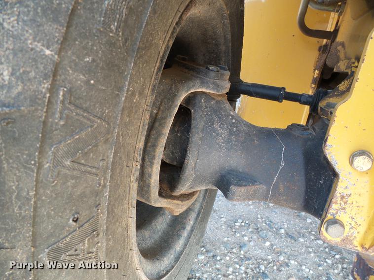 image for item DD5845 2007 Vermeer RT650 trencher