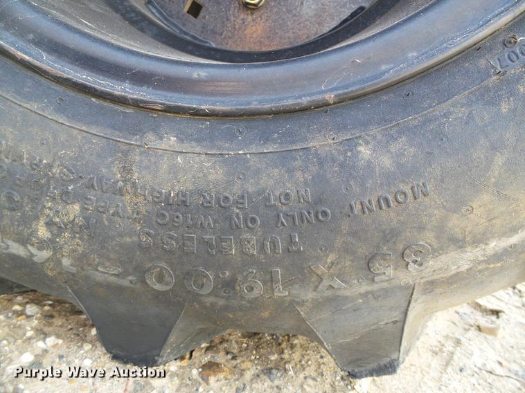 image for item DD5845 2007 Vermeer RT650 trencher