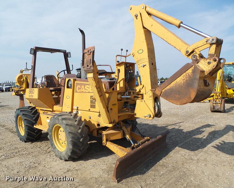 image for item DD5846 1994 Case 860 vibratory cable plow