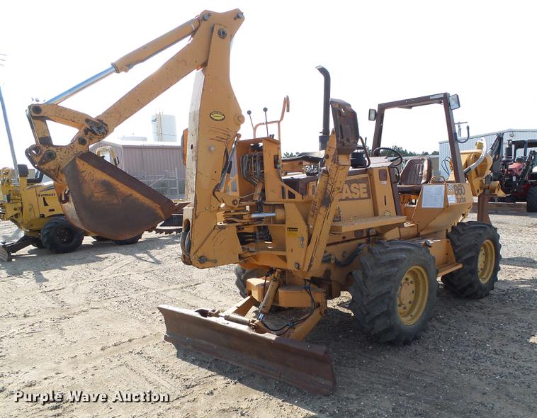 image for item DD5846 1994 Case 860 vibratory cable plow