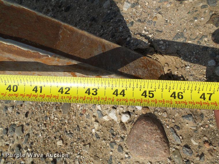 image for item DD5846 1994 Case 860 vibratory cable plow