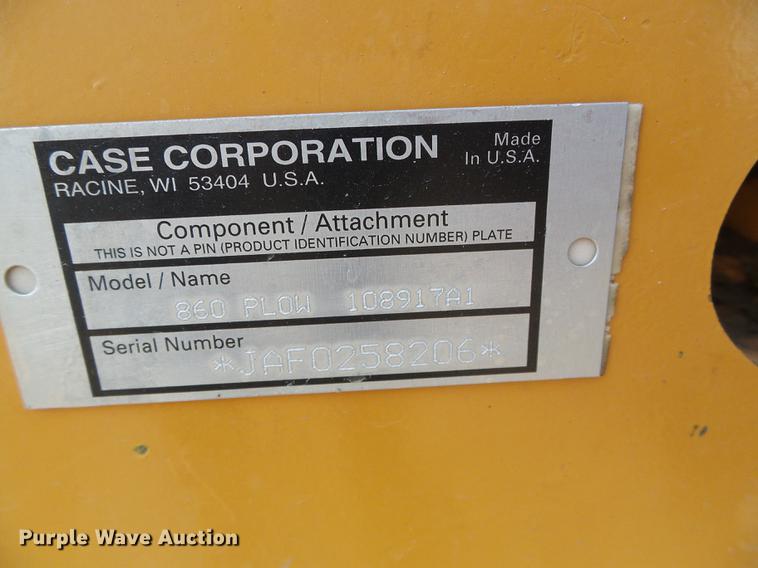 image for item DD5846 1994 Case 860 vibratory cable plow