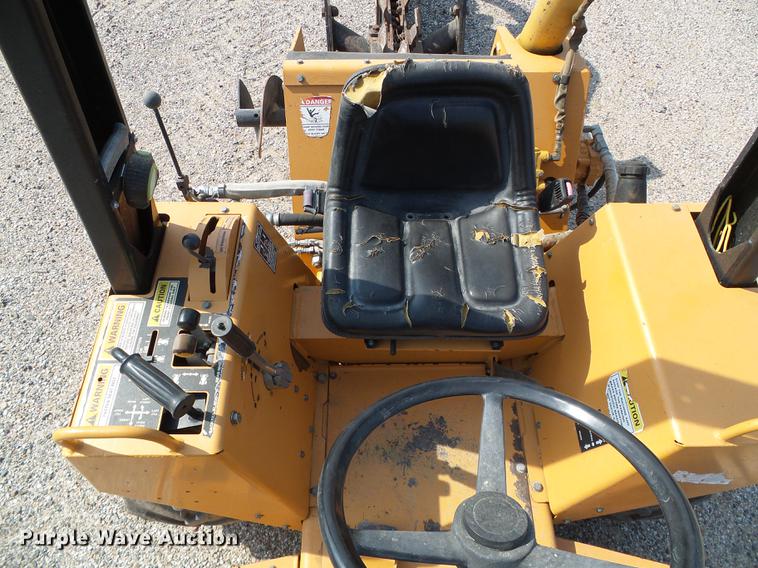 image for item DD5847 2002 Astec RT660 trencher