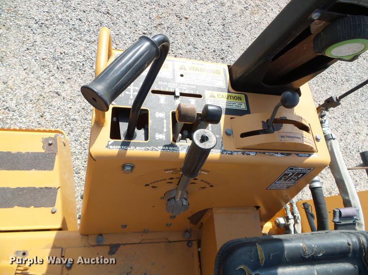image for item DD5847 2002 Astec RT660 trencher