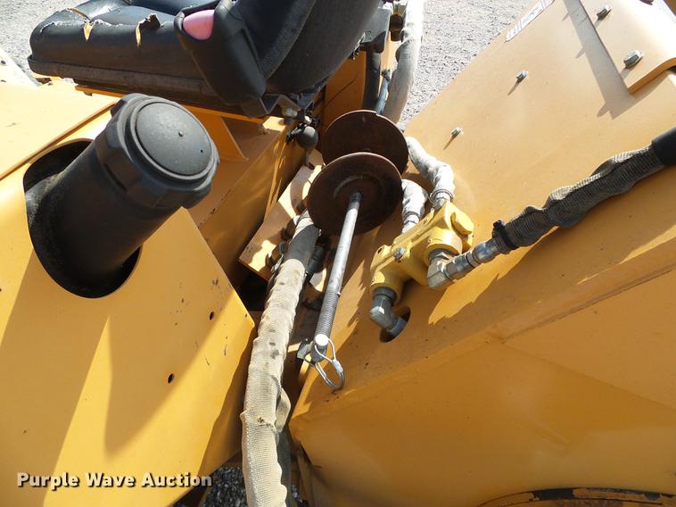 image for item DD5847 2002 Astec RT660 trencher