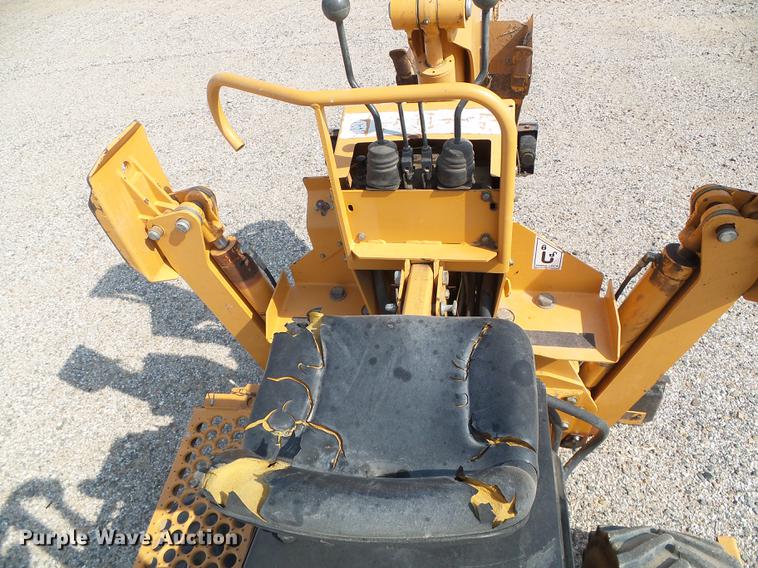 image for item DD5847 2002 Astec RT660 trencher