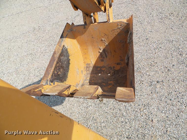 image for item DD5847 2002 Astec RT660 trencher