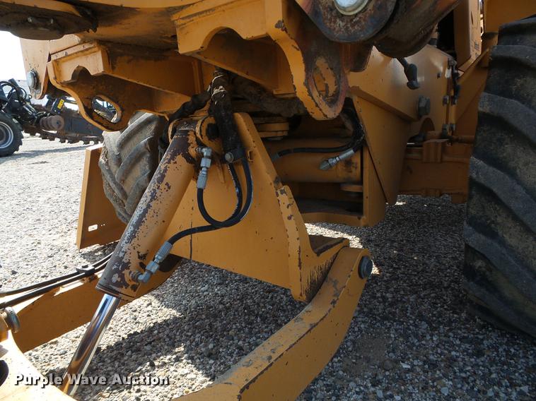 image for item DD5847 2002 Astec RT660 trencher