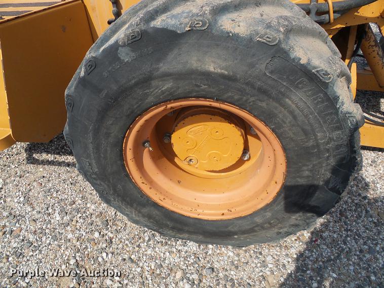 image for item DD5847 2002 Astec RT660 trencher