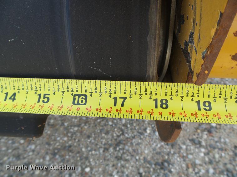 image for item DD5848 2008 Vermeer RTX1250 trencher