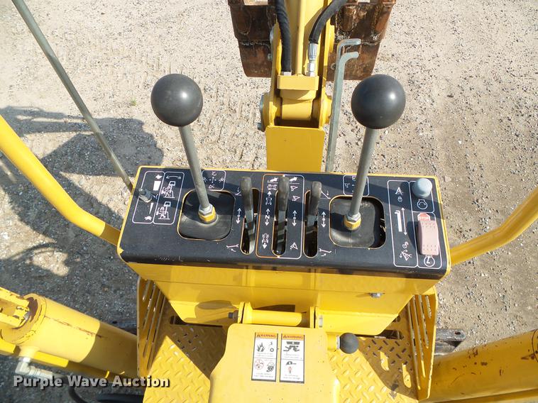 image for item DD5848 2008 Vermeer RTX1250 trencher