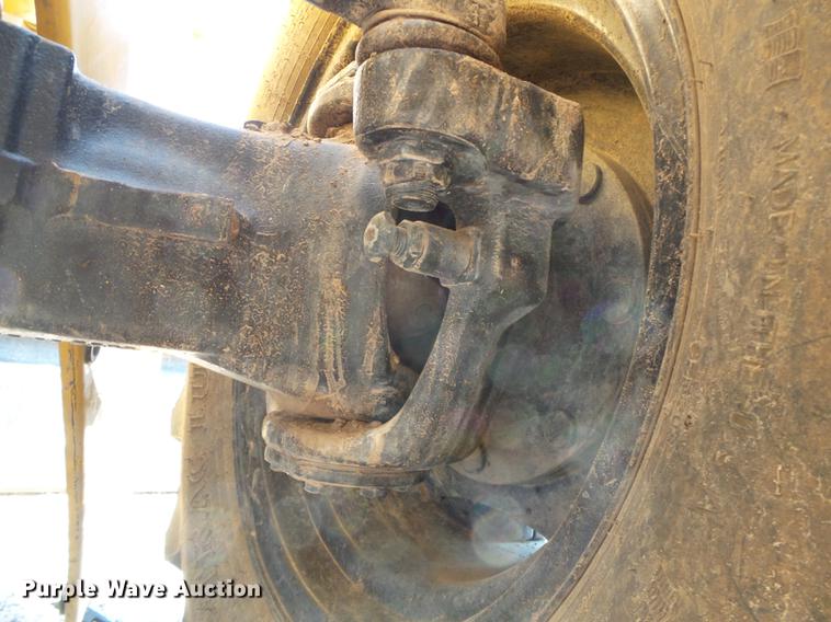 image for item DD5848 2008 Vermeer RTX1250 trencher