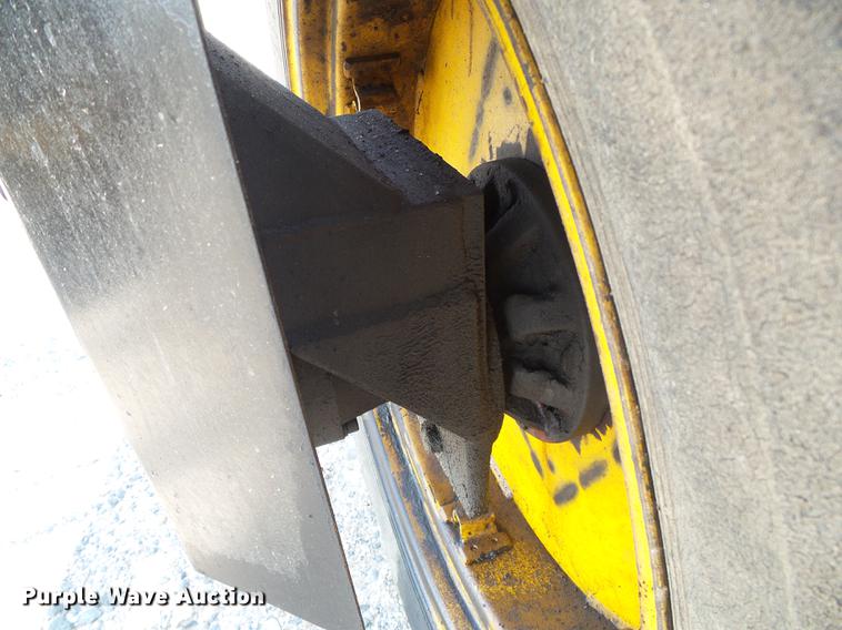 image for item DD5849 PdF 420G irrigation pipe installer