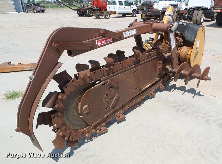 image for item DD5850 Case H939301 trencher