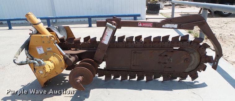 image for item DD5850 Case H939301 trencher