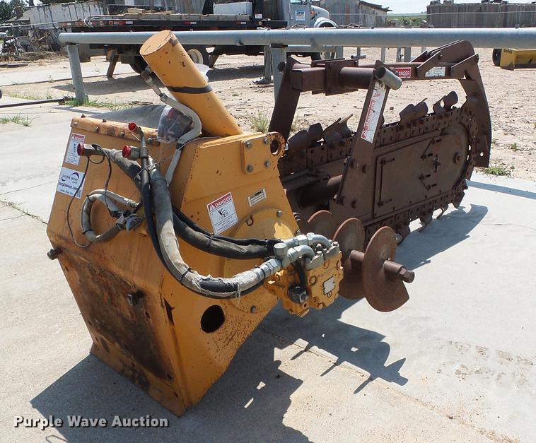 image for item DD5850 Case H939301 trencher