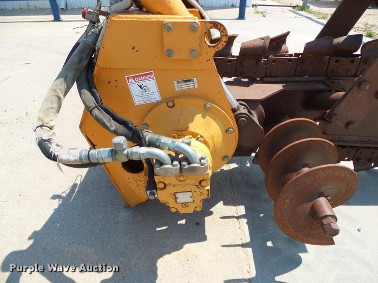 image for item DD5850 Case H939301 trencher