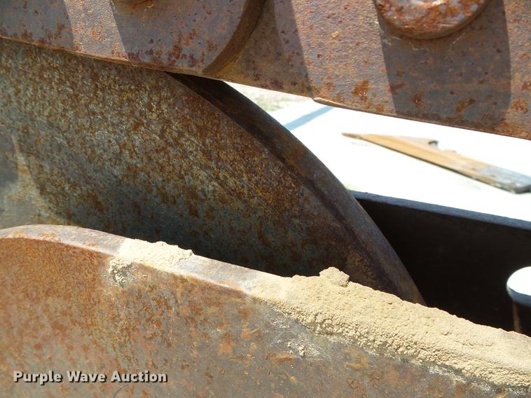 image for item DD5850 Case H939301 trencher