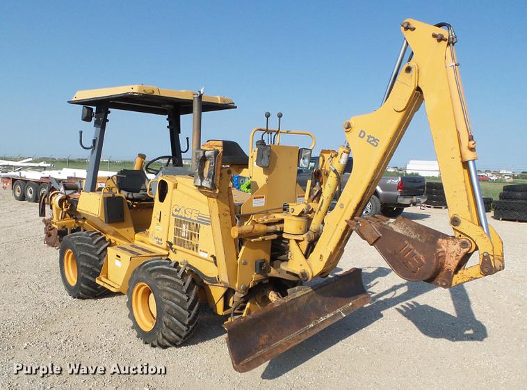 image for item DD5854 1999 Case 660 trencher