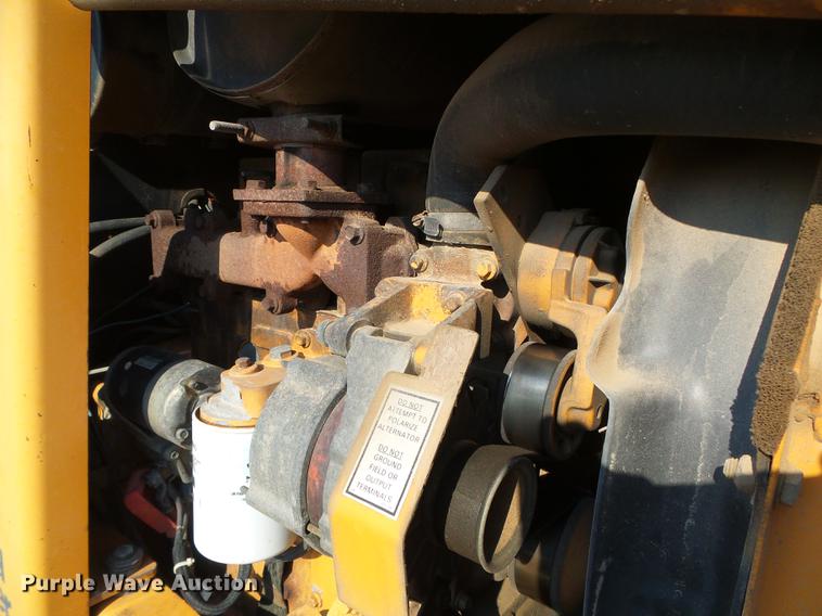 image for item DD5854 1999 Case 660 trencher