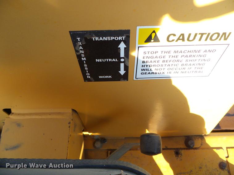 image for item DD5854 1999 Case 660 trencher