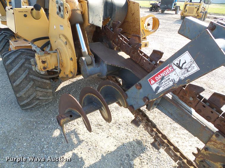 image for item DD5854 1999 Case 660 trencher