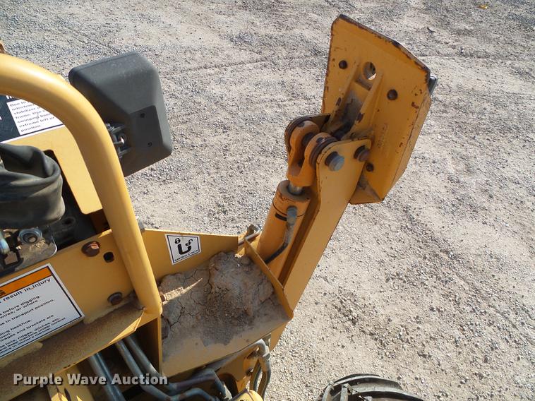 image for item DD5854 1999 Case 660 trencher