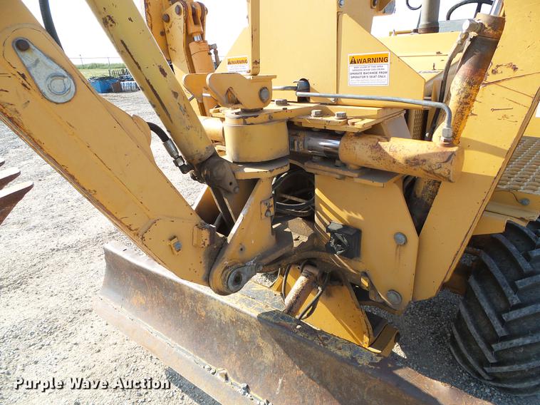 image for item DD5854 1999 Case 660 trencher