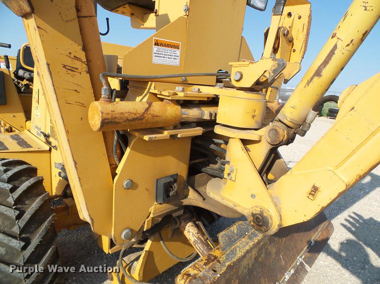 image for item DD5854 1999 Case 660 trencher