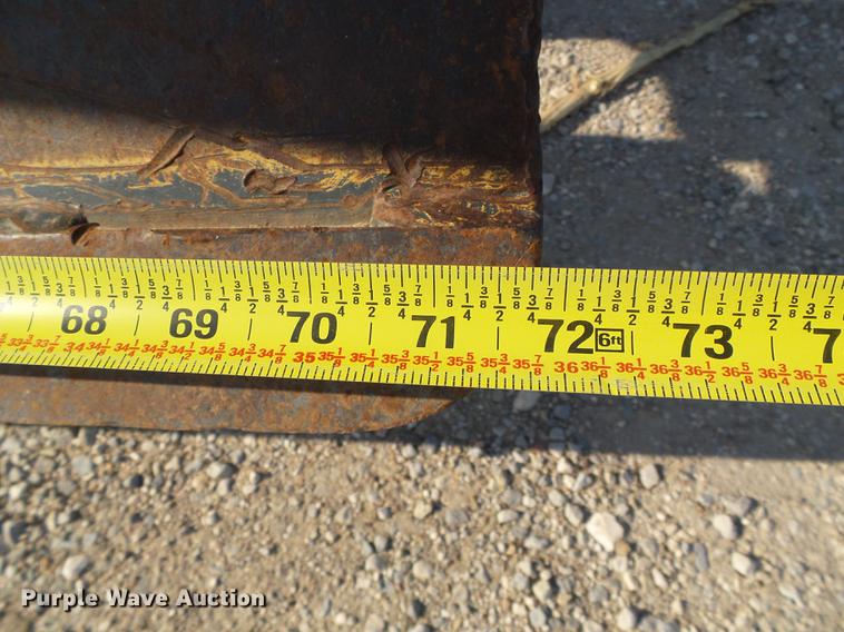 image for item DD5854 1999 Case 660 trencher