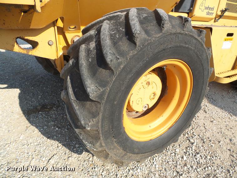 image for item DD5854 1999 Case 660 trencher