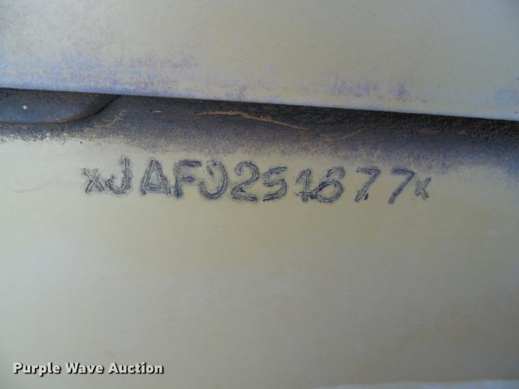 image for item DD5854 1999 Case 660 trencher