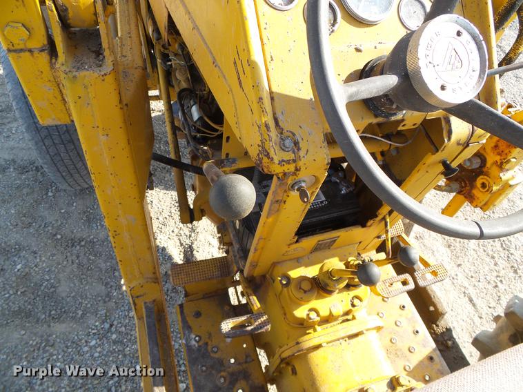 image for item DD5855 Massey Ferguson MF30 tractor