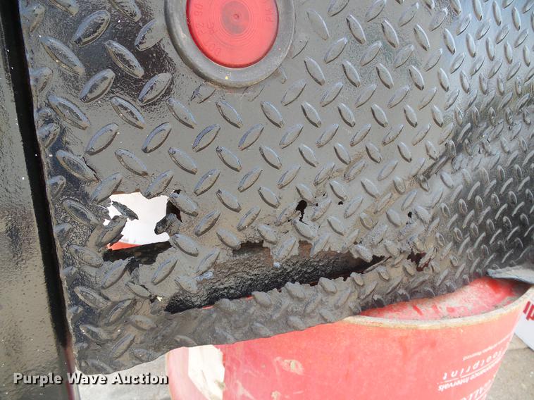 image for item DD5871 Flatbed with crane