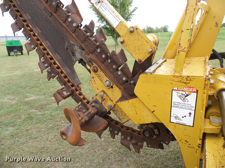 image for item DD5921 2007 Vermeer RT350 trencher