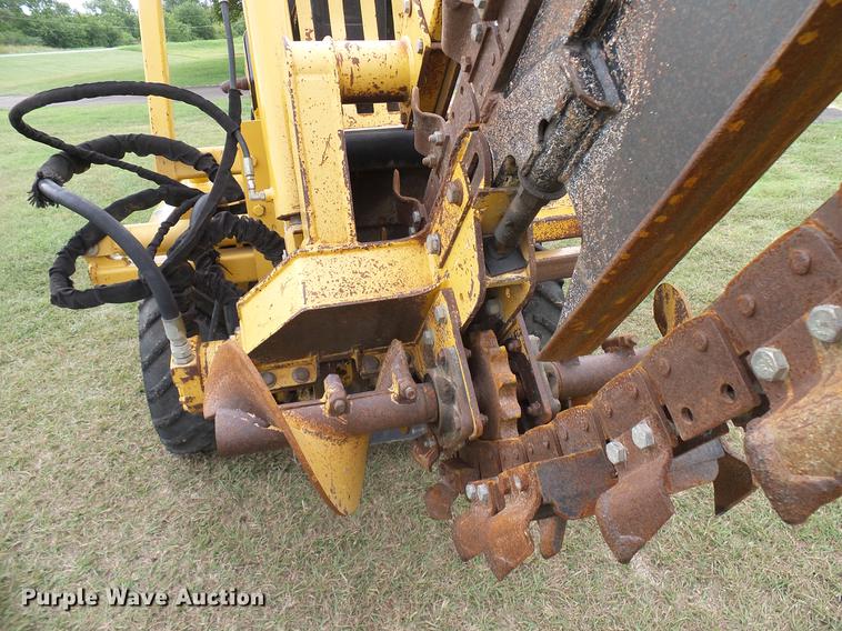 image for item DD5921 2007 Vermeer RT350 trencher