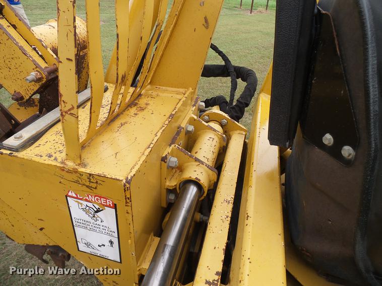 image for item DD5921 2007 Vermeer RT350 trencher