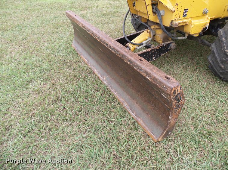 image for item DD5921 2007 Vermeer RT350 trencher
