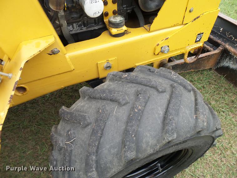 image for item DD5921 2007 Vermeer RT350 trencher